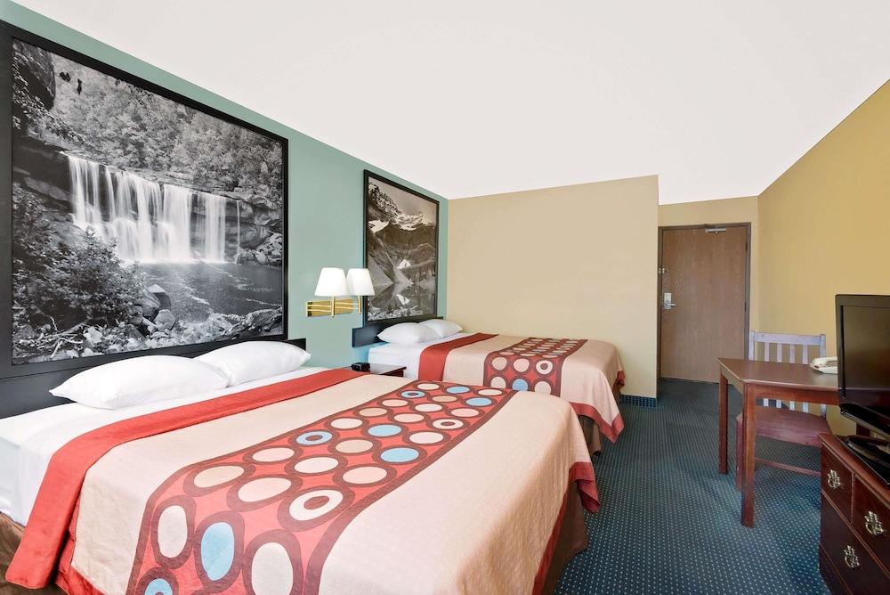 Super 8 By Wyndham Somerset Ngoại thất bức ảnh