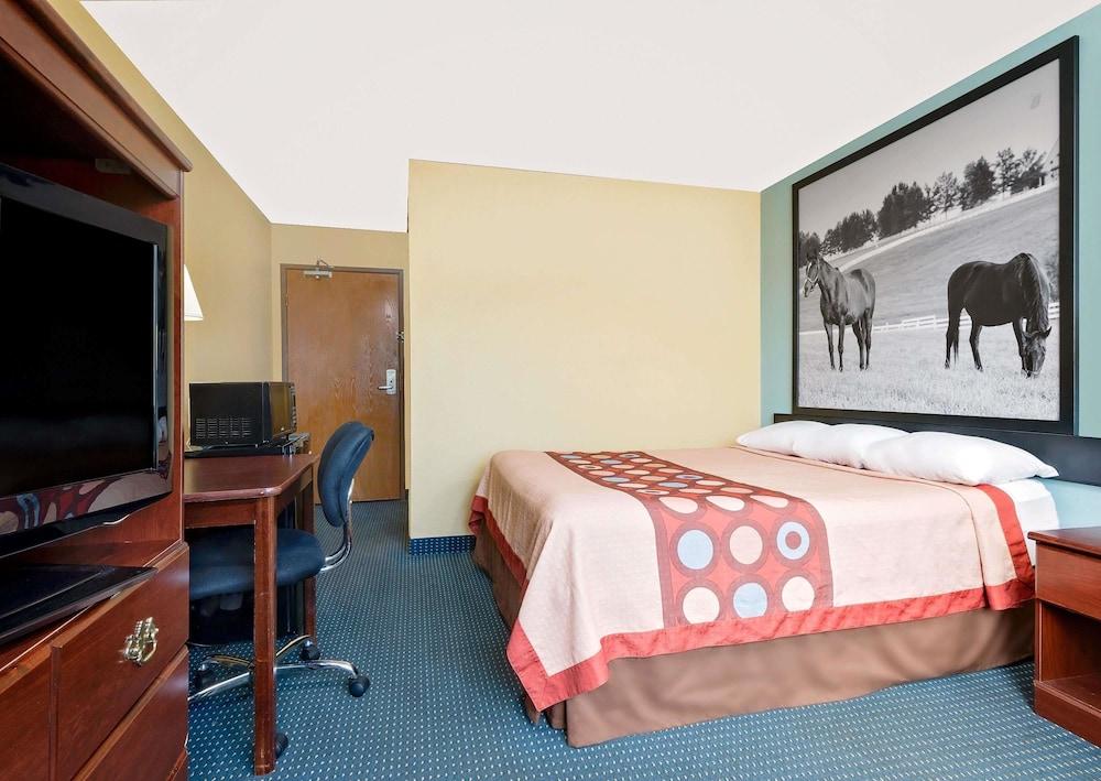 Super 8 By Wyndham Somerset Ngoại thất bức ảnh