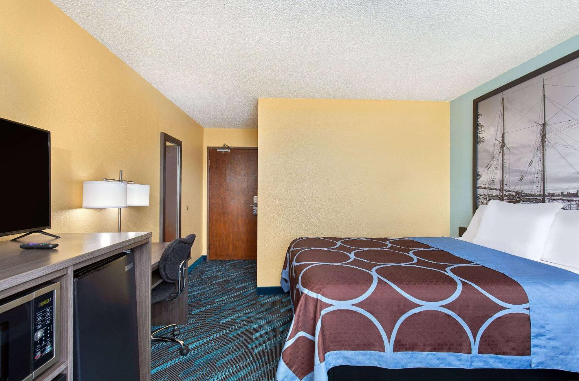 Super 8 By Wyndham Somerset Ngoại thất bức ảnh
